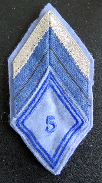 5° BMRG : galon de caporal chef appelé (PDL) du 5° bataillon du Matériel de réserve générale avec crochets