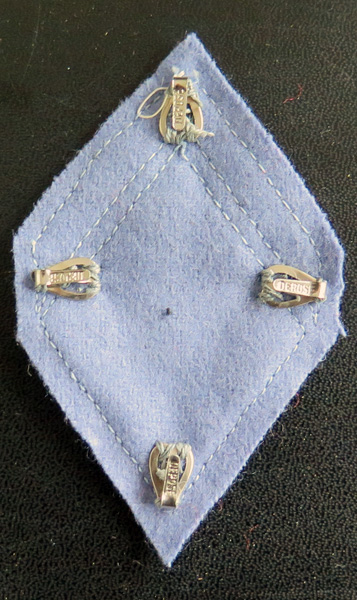 5° BMRG : galon de sergent engagé (ADL) du 5° bataillon du Matériel de réserve générale avec crochets